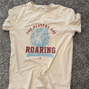 Cream Graphic T-Shirt with Roaring Lion Design